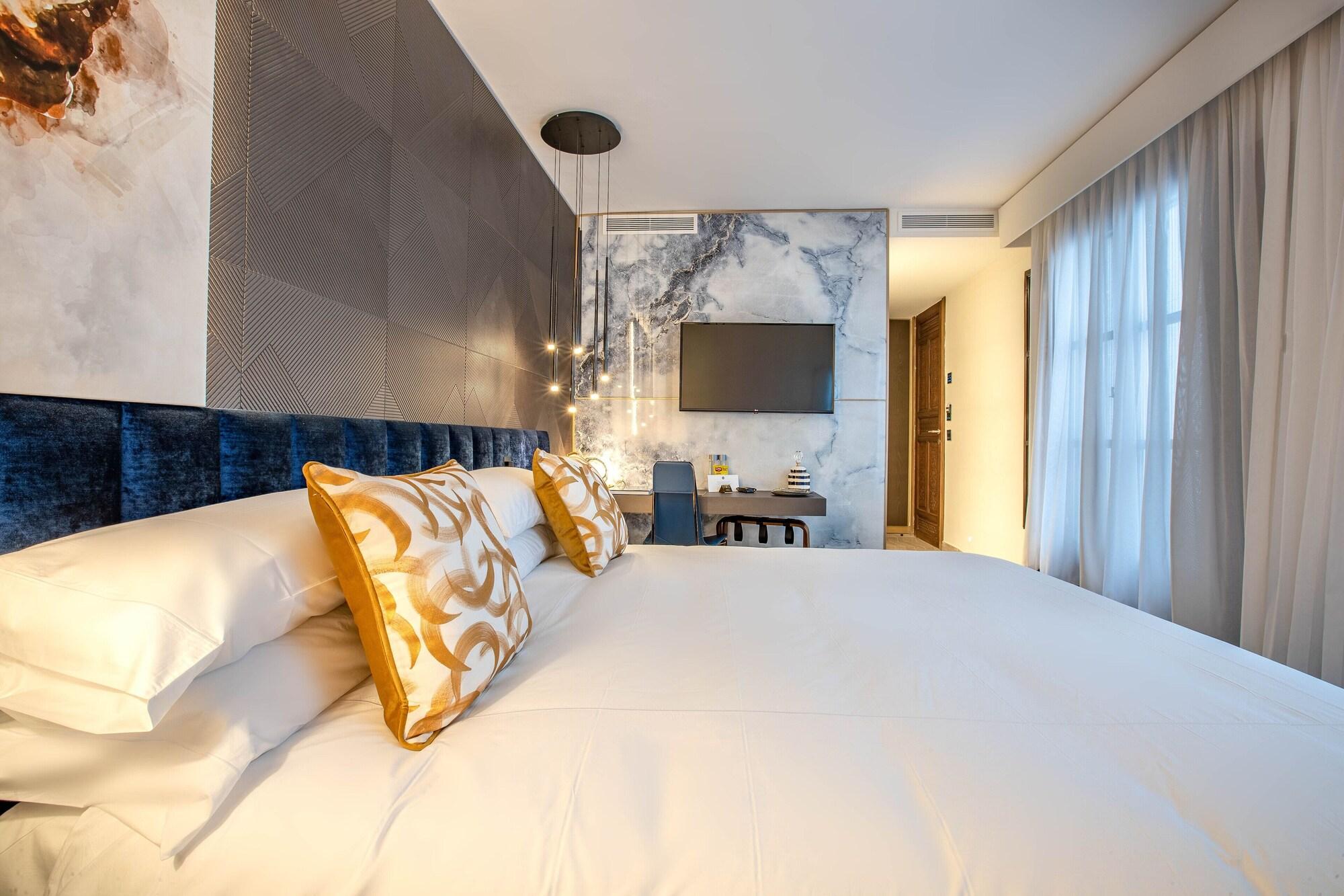Hotel Claude Марбеля Екстериор снимка