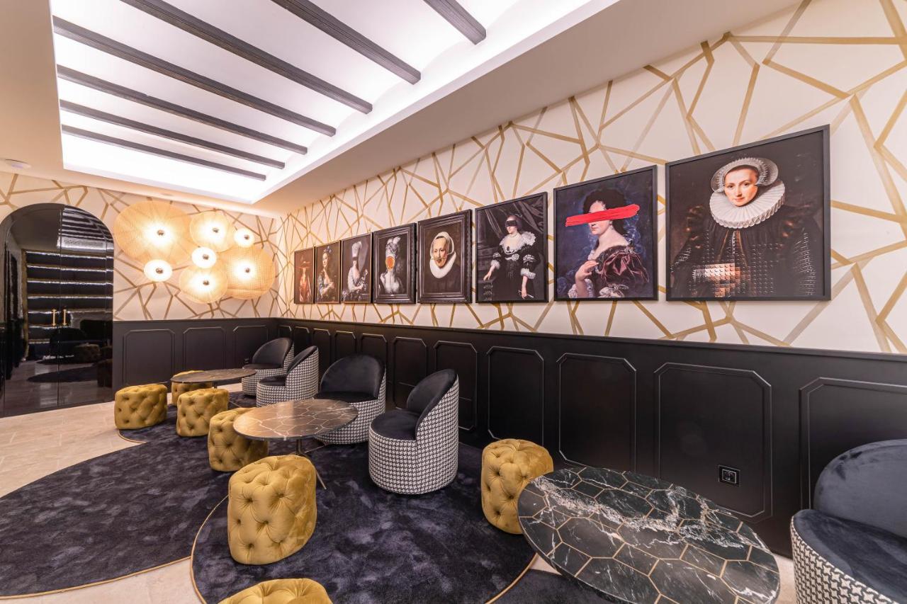 Hotel Claude Марбеля Екстериор снимка