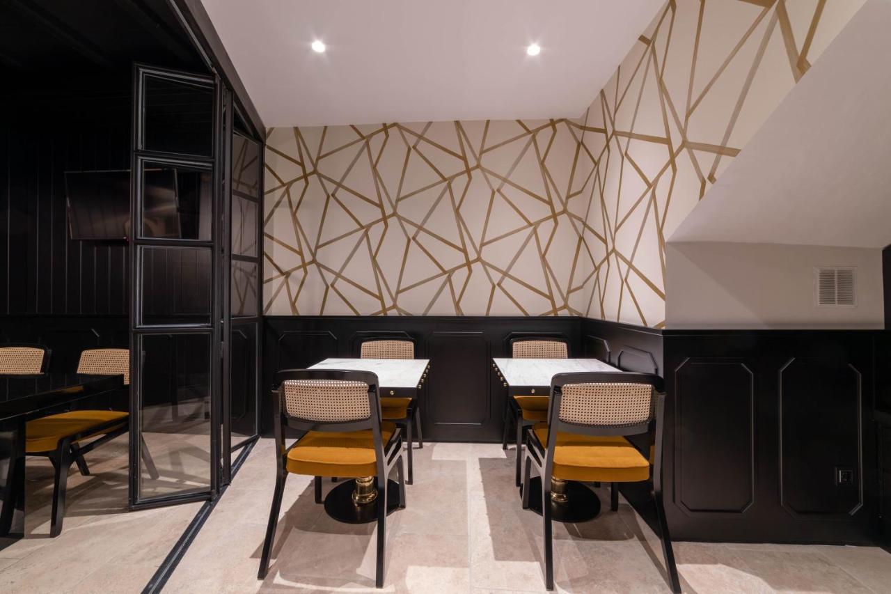 Hotel Claude Марбеля Екстериор снимка